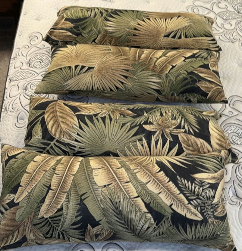 Set of Tropical Leaf Pattern Decorative Pillows - image 1 of 5