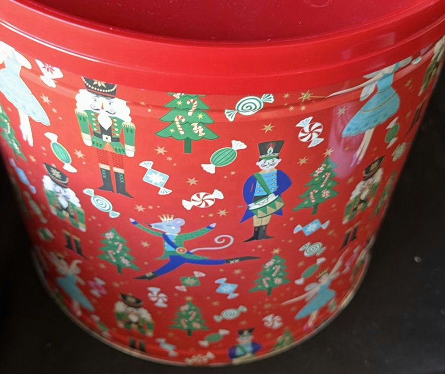 Disney Holiday Storage Tins and Christmas Wreath - image 7 of 7