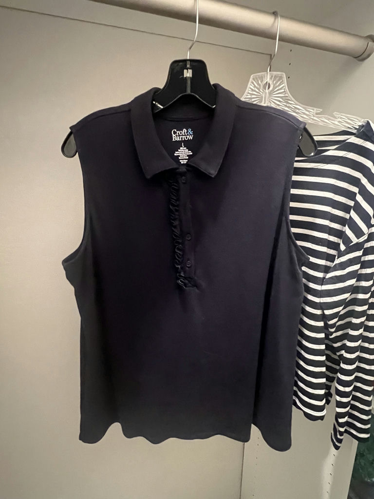 Vince Camuto and Old Navy Women's Tops - image 6 of 9