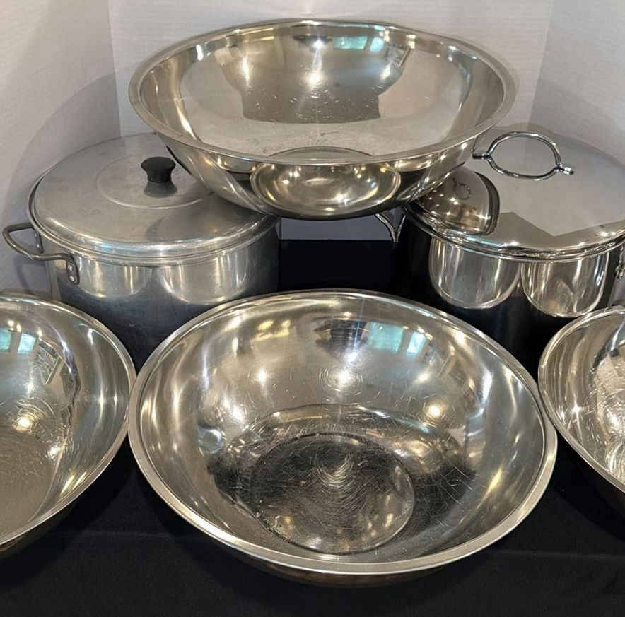 Metal Mixing Bowls and Stock Pots with Lids - image 1 of 5