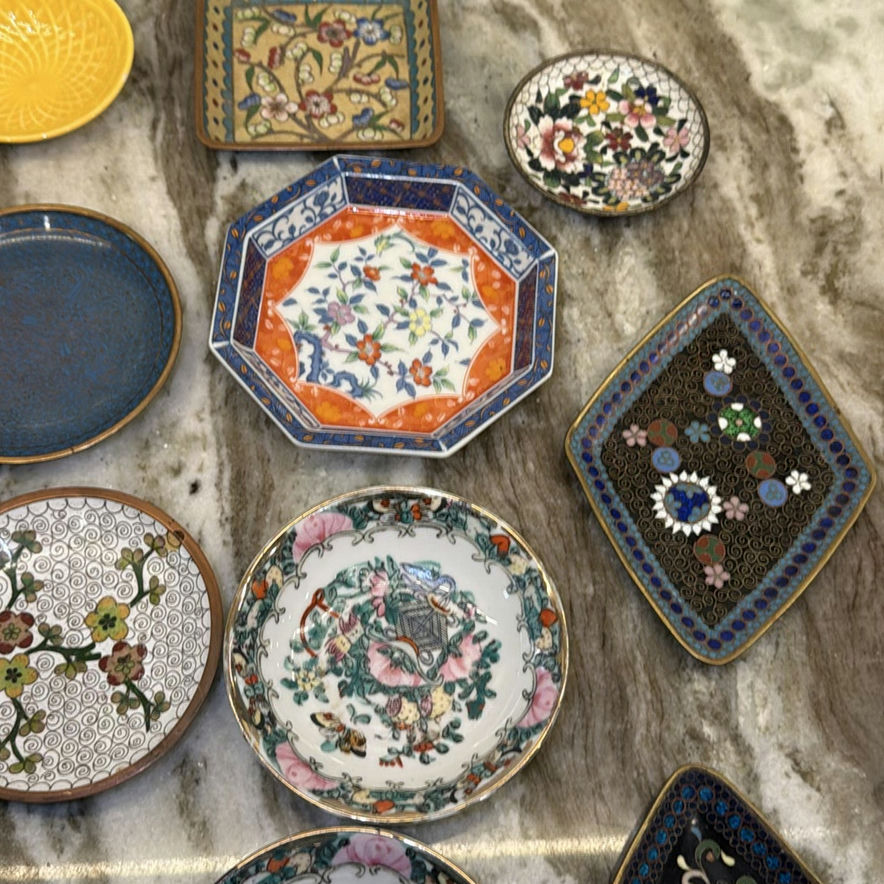Collection of Cloisonné and Decorative Ceramic Dishes and Boxes - image 8 of 11