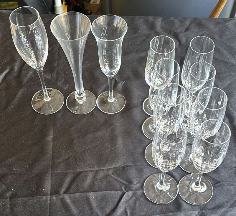 Champagne Glasses - image 3 of 5