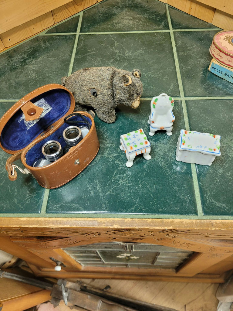 Eclectic Lot. - image 3 of 11