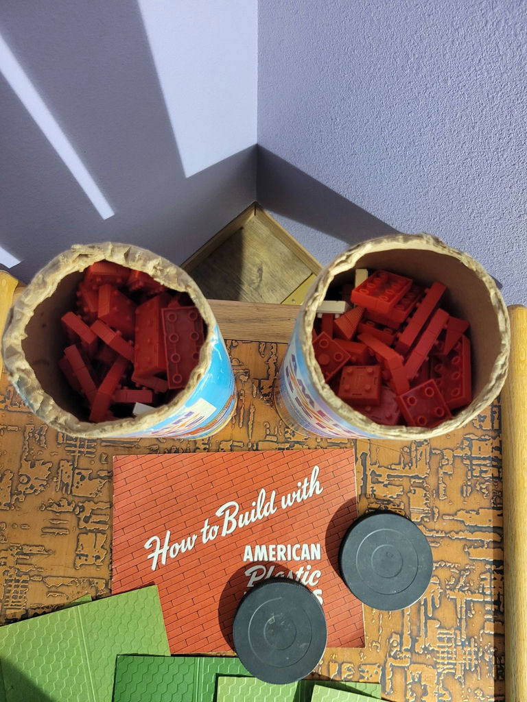 American Plastic Bricks #2 - image 3 of 7