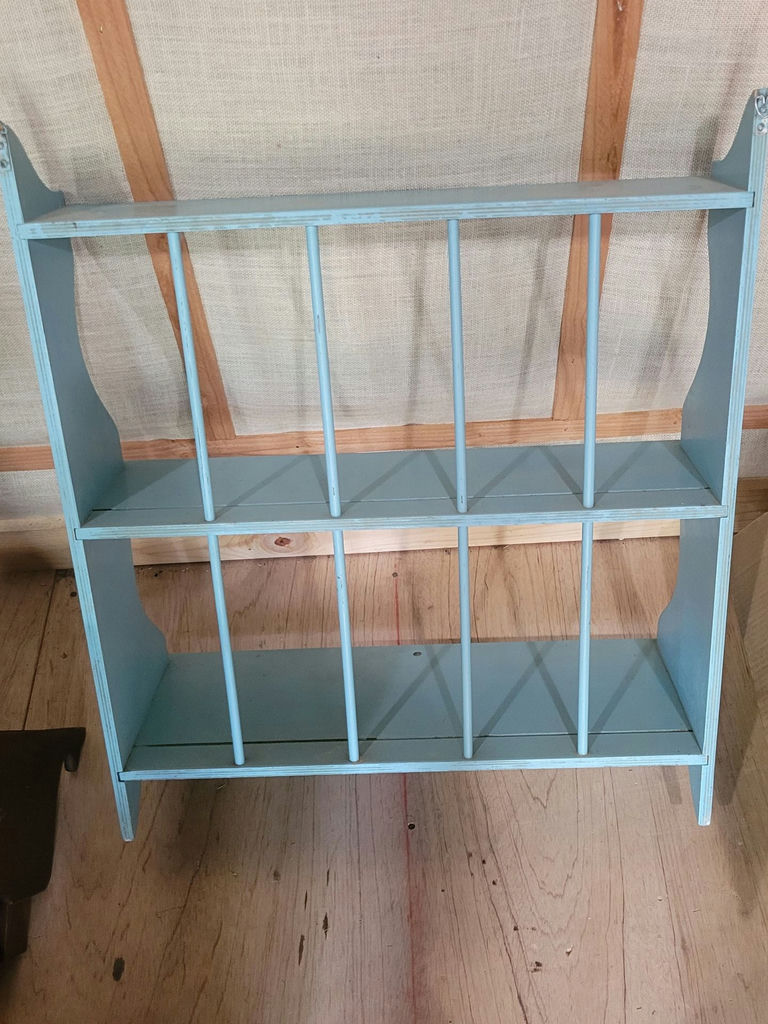 Solid Shelves - image 2 of 8