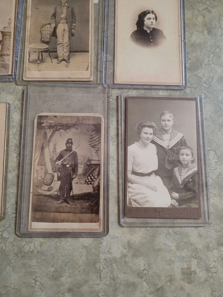 Ephemera Lot 6 - image 5 of 10