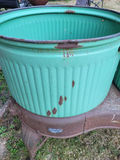 Old Dexter Double Wash Tub - thumbnail 3 of 10