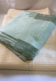 Blankets and throw - thumbnail 1 of 3