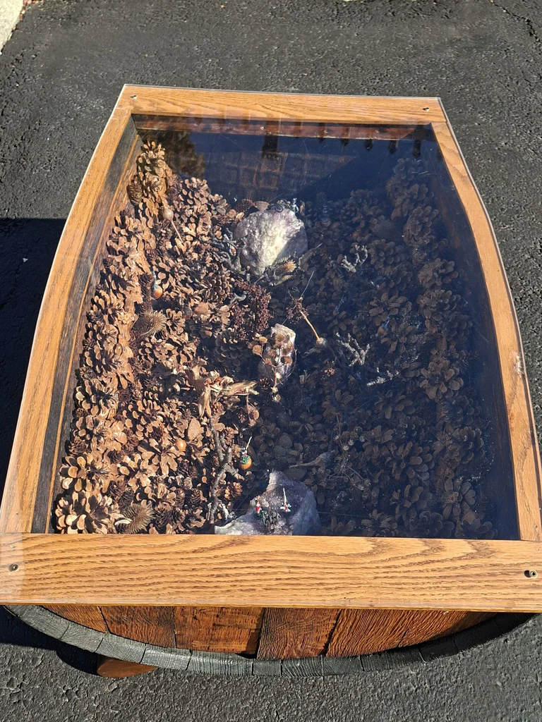 Unique Barrel Wood and Acrylic Display Coffee Table, Super Cool Piece! - image 6 of 6