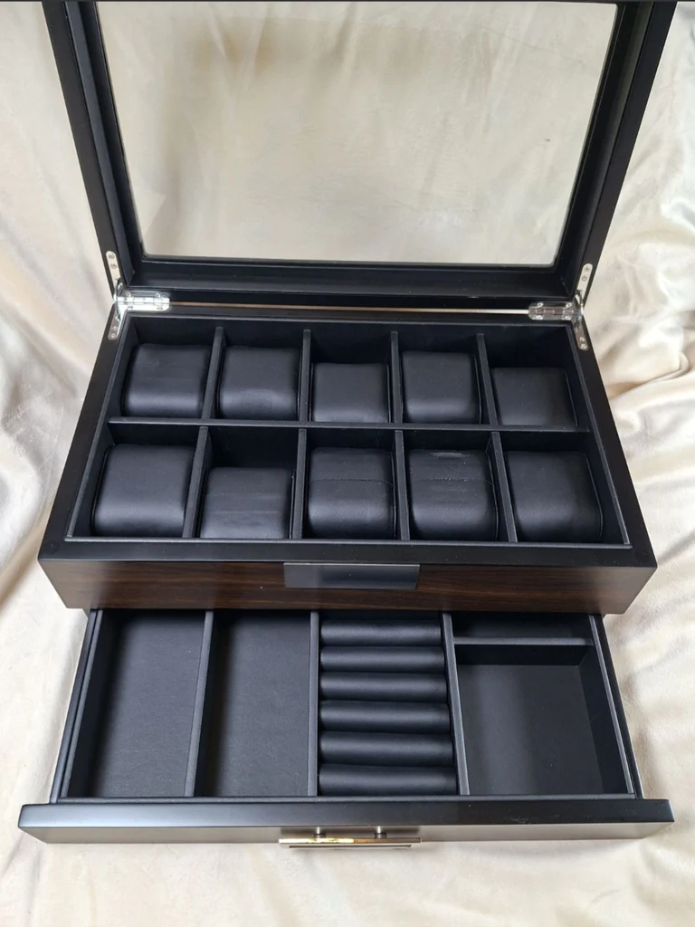 DECOREBAY Luxury Wooden Watch Display/Storage Box, IN Original Box Like New - image 6 of 7