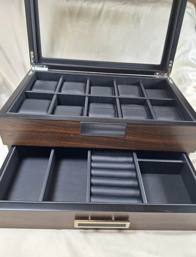 DECOREBAY Luxury Wooden Watch Display/Storage Box, IN Original Box Like New - image 7 of 7
