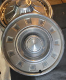 Lot of 7 Vintage Hub Caps - thumbnail 5 of 6