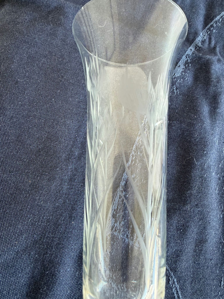 Glass stemware set: goblet, champagne flutes, and etched glass - image 3 of 6