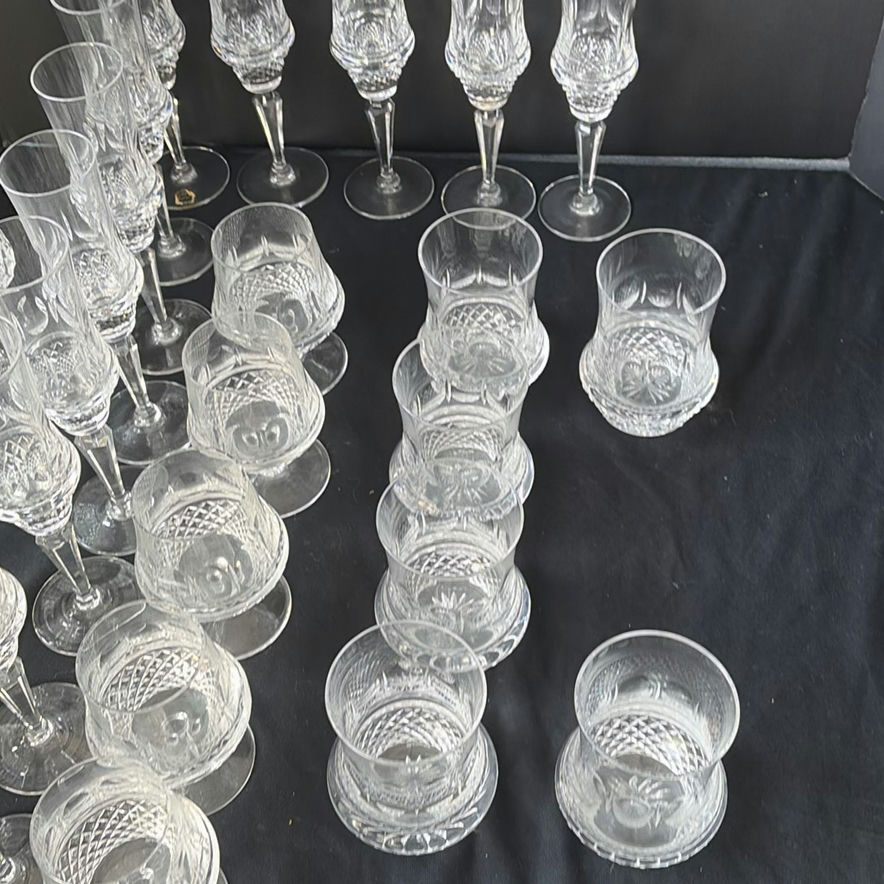 Crystal glassware collection with champagne flutes and tumblers - image 3 of 6
