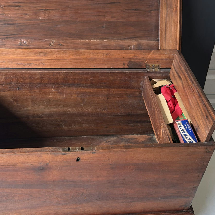 Wooden storage chest with hinged lid - image 5 of 9