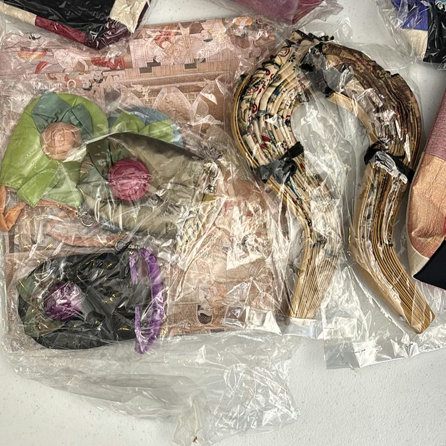 Assorted Handbags and Purse Handles - image 3 of 12