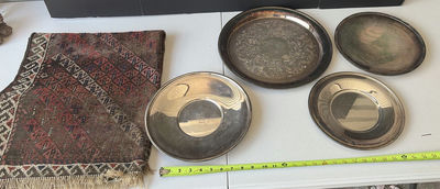 Assorted silver plate serving trays and bowls with a patterned woven rug - Image 1 of 8