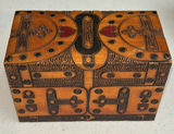 Collection of Russian Lacquer Boxes and Matryoshka Dolls - thumbnail 11 of 12