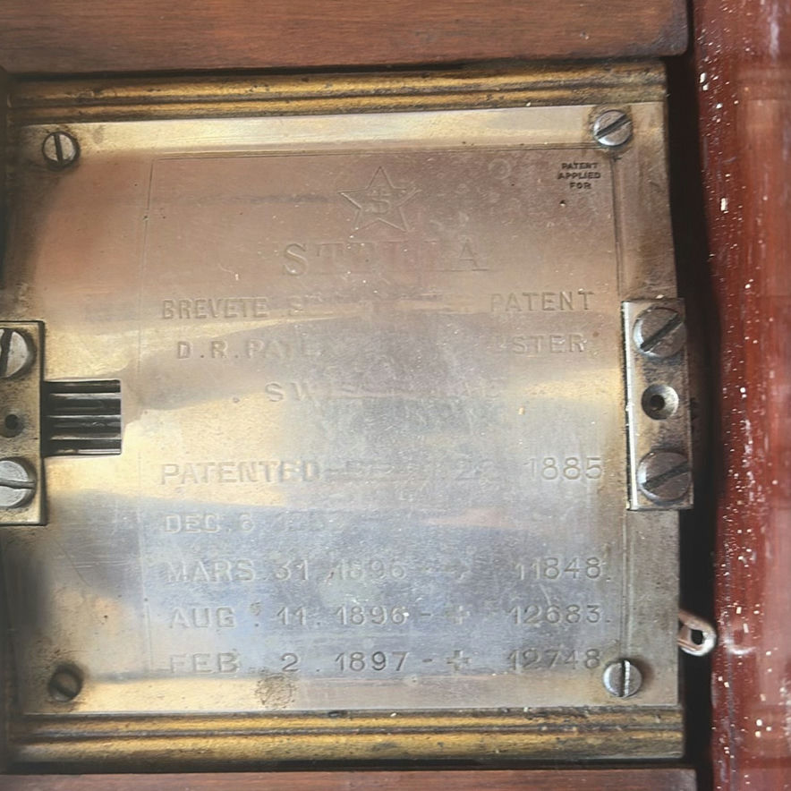 Stella mechanical disc music player in wooden cabinet - image 6 of 12