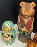 Collection of Russian Lacquer Boxes and Matryoshka Dolls - thumbnail 6 of 12