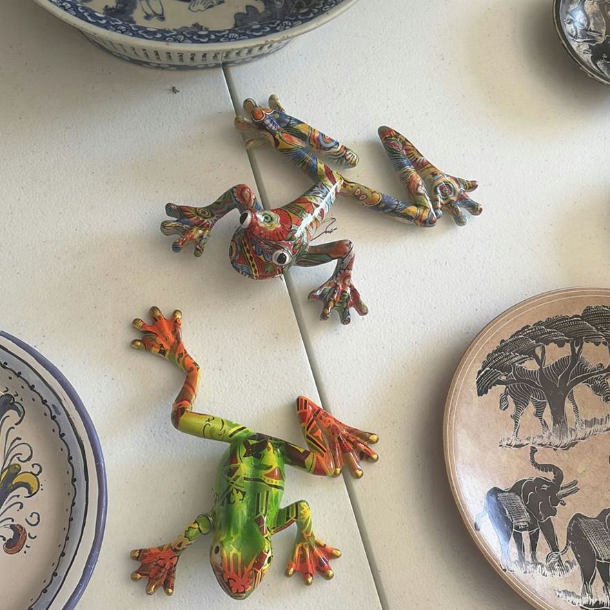 Assorted decorative ceramics, glassware, and wooden containers - image 10 of 19