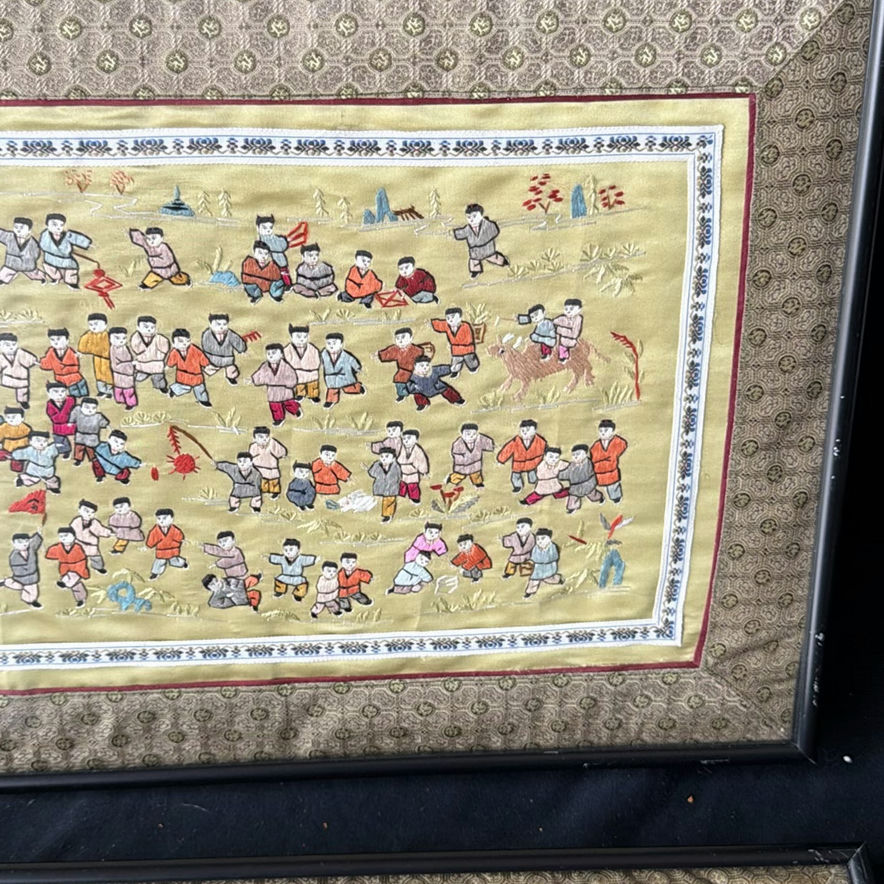 Two framed Chinese silk embroidery panels with dragon and folk scenes - image 7 of 9