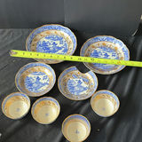 Blue and white porcelain bowls and plates with gold trim - thumbnail 7 of 7