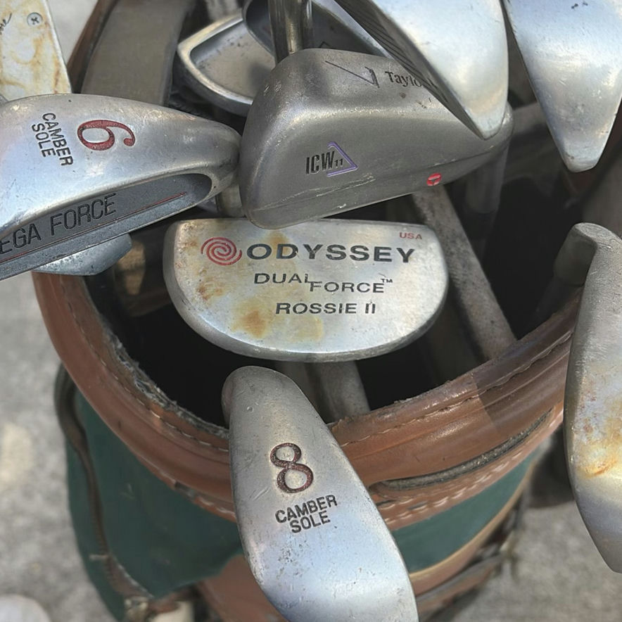 Golf bag with irons, wedges, and putter - image 3 of 8