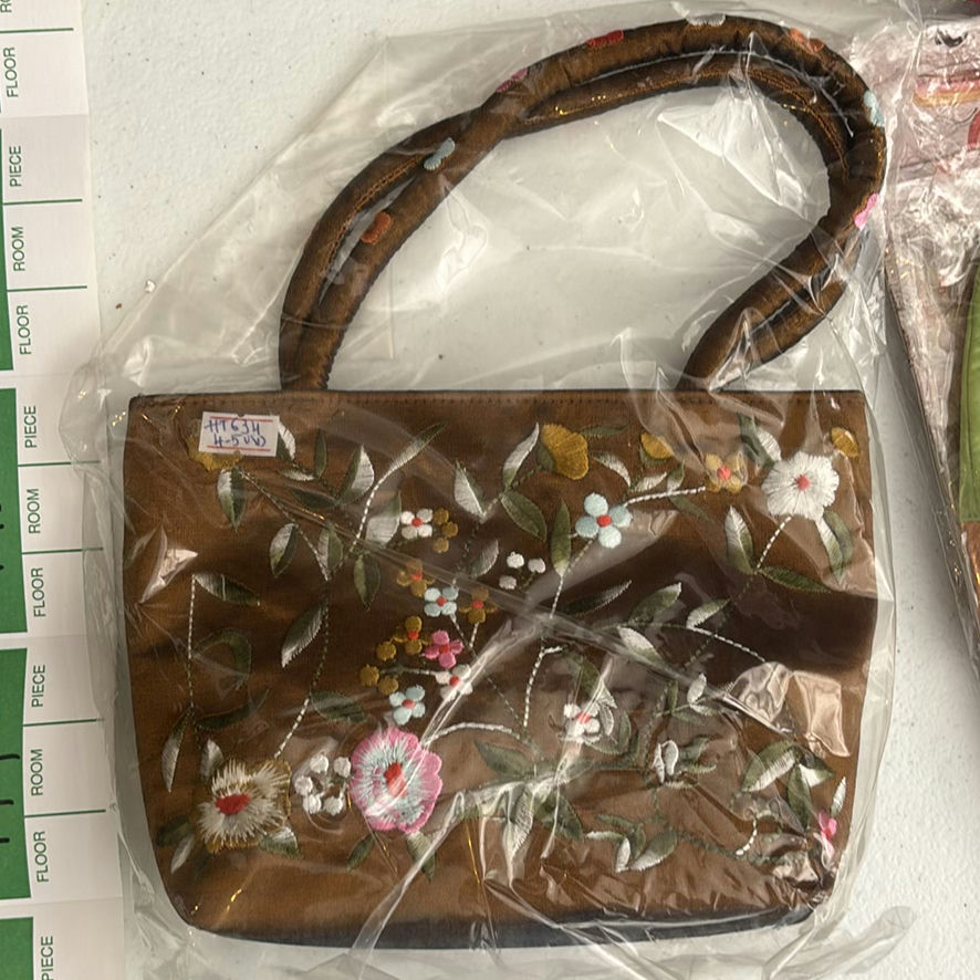 Assorted Handbags and Purse Handles - image 2 of 12