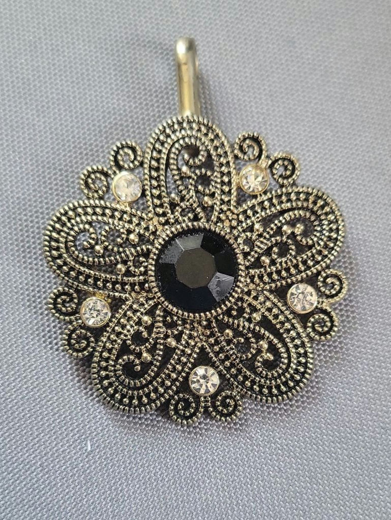 Assorted Costume Jewelry Collection - image 9 of 19