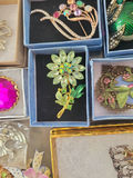 Assorted decorative jewelry brooches and pins - thumbnail 12 of 22