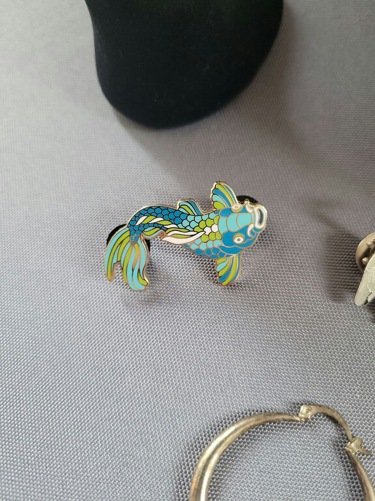 Assorted sea-themed jewelry collection - image 4 of 20