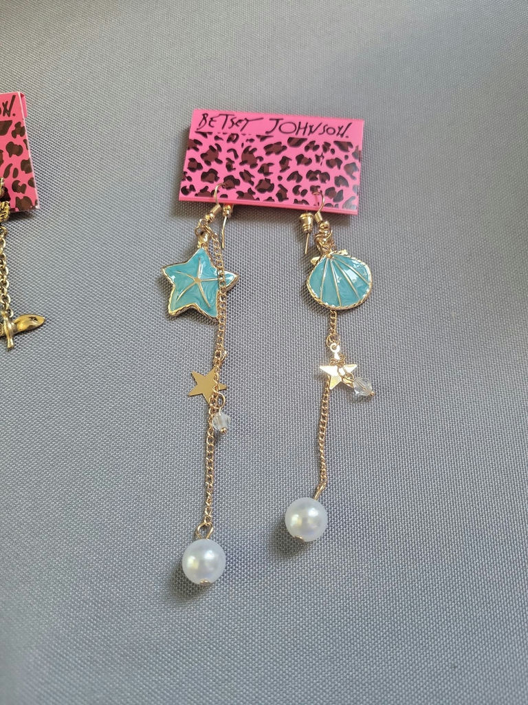 Betsy Johnson dangling earrings with leaf and marine charms - image 3 of 6