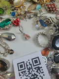 Mixed Costume Jewelry Lot - thumbnail 6 of 19