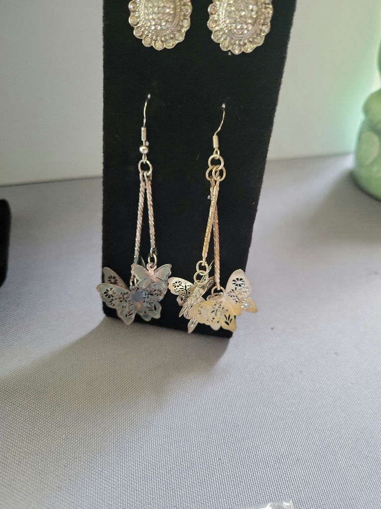 Assorted Silver-Tone Jewelry Sets - image 6 of 18