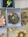 Assorted decorative jewelry brooches and pins - thumbnail 13 of 22