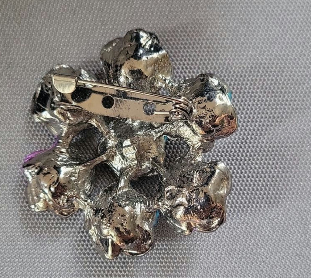 Assorted jewelry collection: rings, earrings, and pendant necklace - image 11 of 15