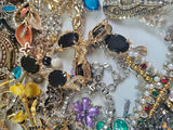 Mixed Costume Jewelry Lot - thumbnail 9 of 15