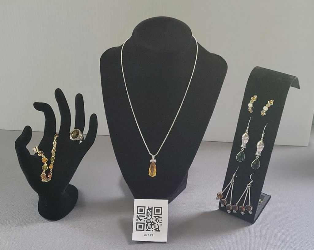 Swarovsk Elements and Assorted Jewelry Lot with Necklace, Bracelet, Ring, and Earrings - image 1 of 12
