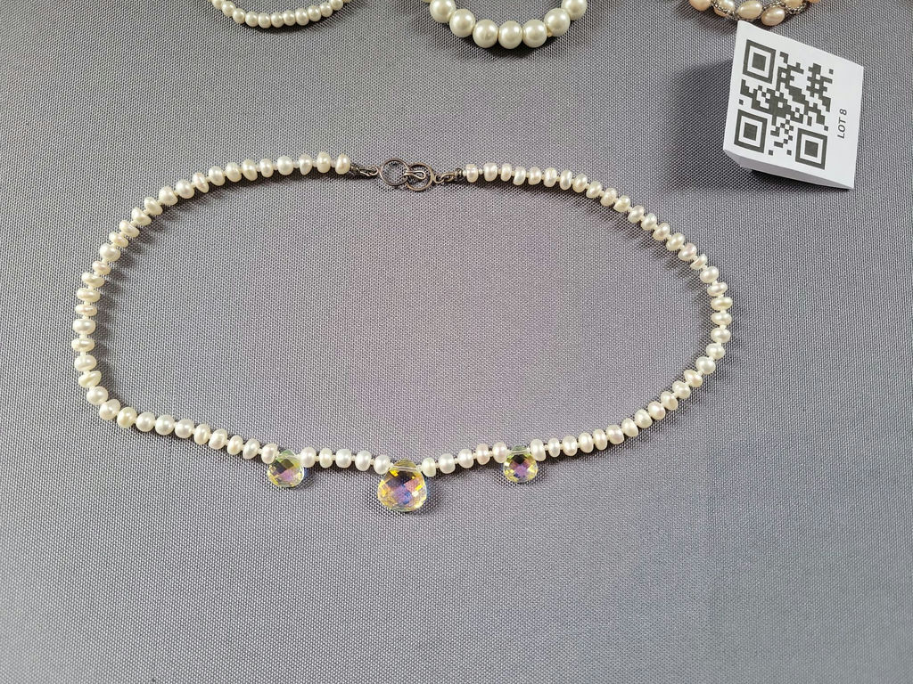Pearl Jewelry Collection (Necklaces, Bracelets, and Earrings) - image 4 of 19