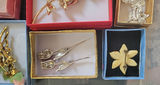 Assorted Brooches and Pins - thumbnail 16 of 18