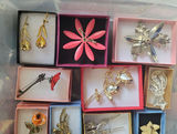 Assorted Brooches and Pins - thumbnail 15 of 18