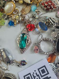 Mixed Costume Jewelry Lot - thumbnail 5 of 19