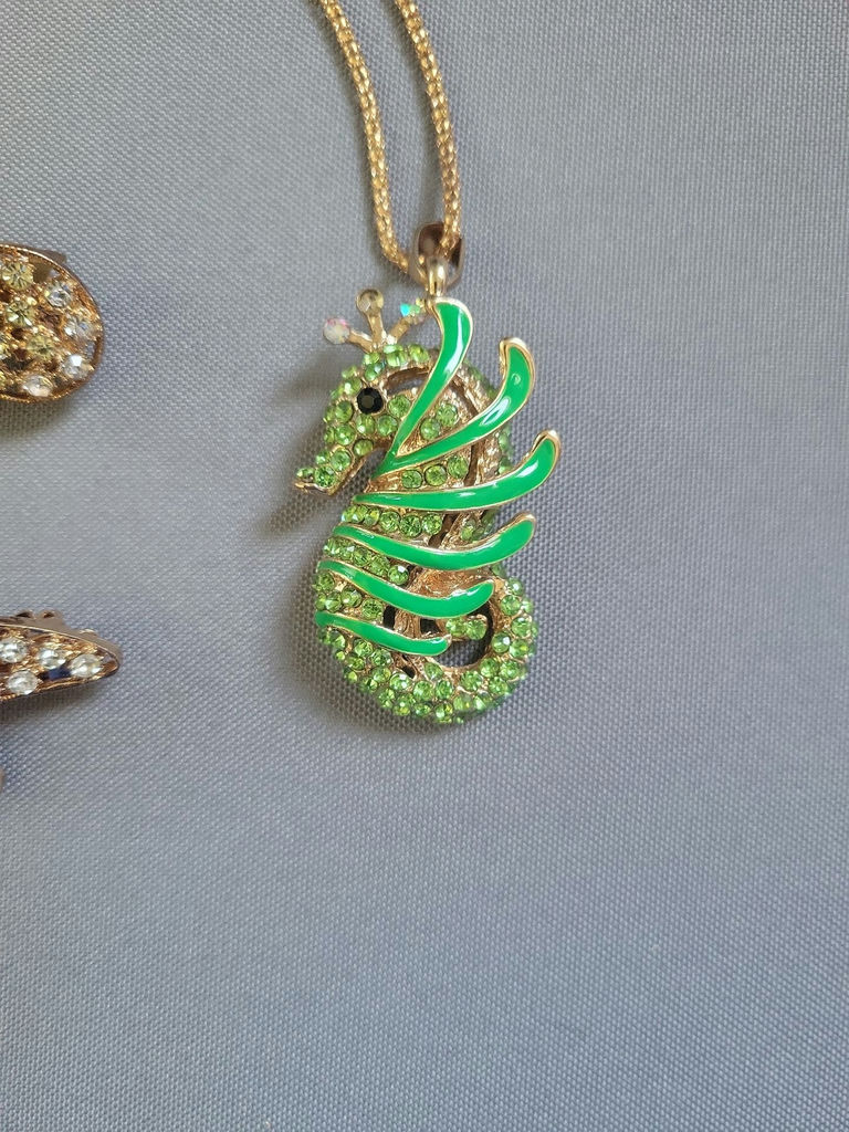 Betsy Johnson gold-tone rhinestone seahorse and two hair clips - image 3 of 6
