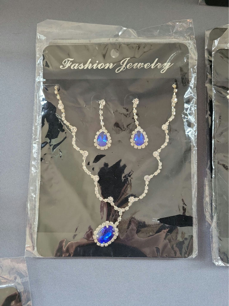 Assorted fashion jewelry sets with colored gemstones - image 2 of 8