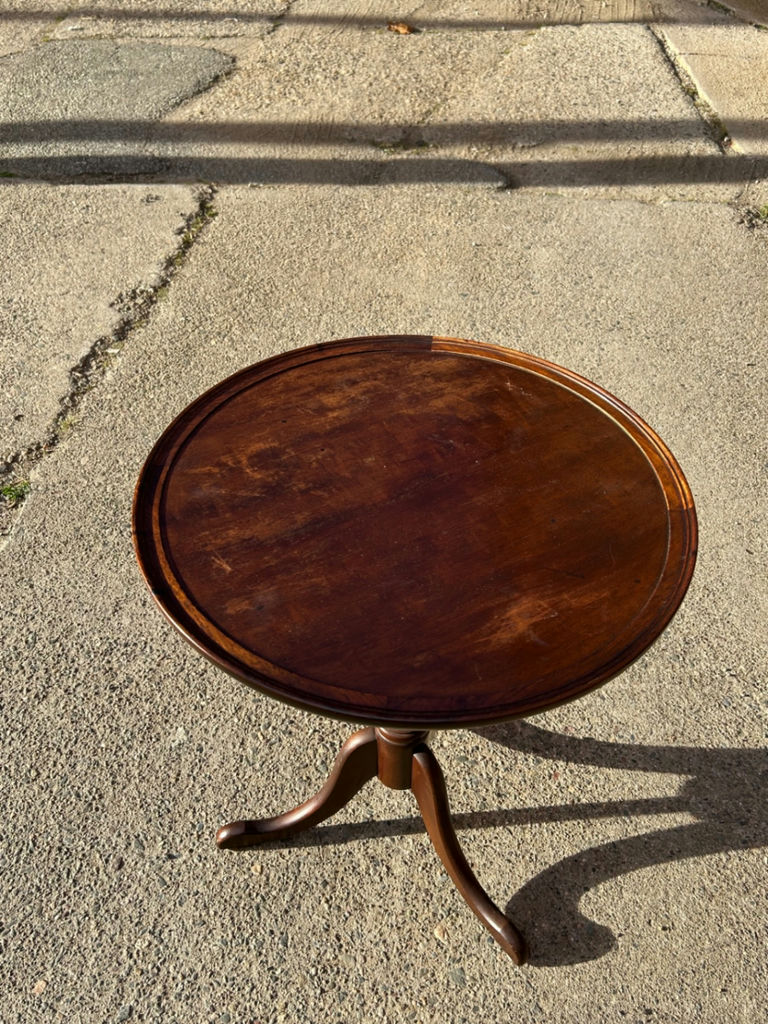 Pedestal Round End Table - image 2 of 4