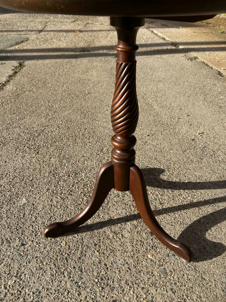 Pedestal Round End Table - image 4 of 4