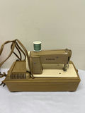 Vintage Singer Sewhandy Toy machine  - thumbnail 4 of 8