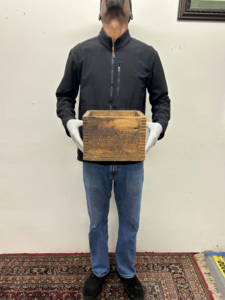 Union Metallic Cartridges Co Shipping Crate.  - image 8 of 8