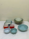 A Collection of Pyrex Wares - thumbnail 1 of 8